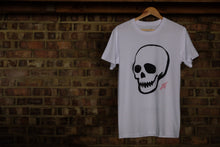 Load image into Gallery viewer, Hoy Outlaw T-shirt - White