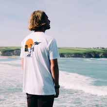 Load image into Gallery viewer, Hoy Storm Tree T-shirt - White - Limited Edition