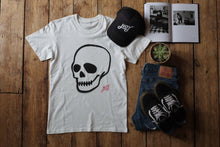 Load image into Gallery viewer, Hoy Outlaw Organic T-shirt - White
