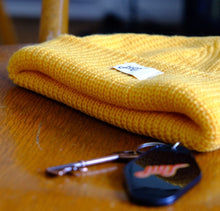 Load image into Gallery viewer, Hoy Diner Waffle Beanie - Yellow
