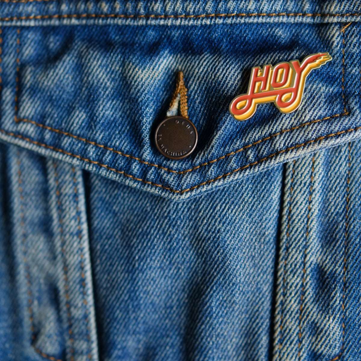 Hoy Classics Pin Badge 