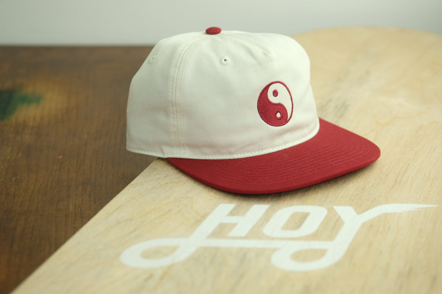 Hoy Yin Yang Five Panel Cap - Crimson