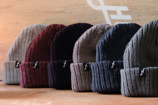 Hoy Dawn at the Docks Beanie - Fog