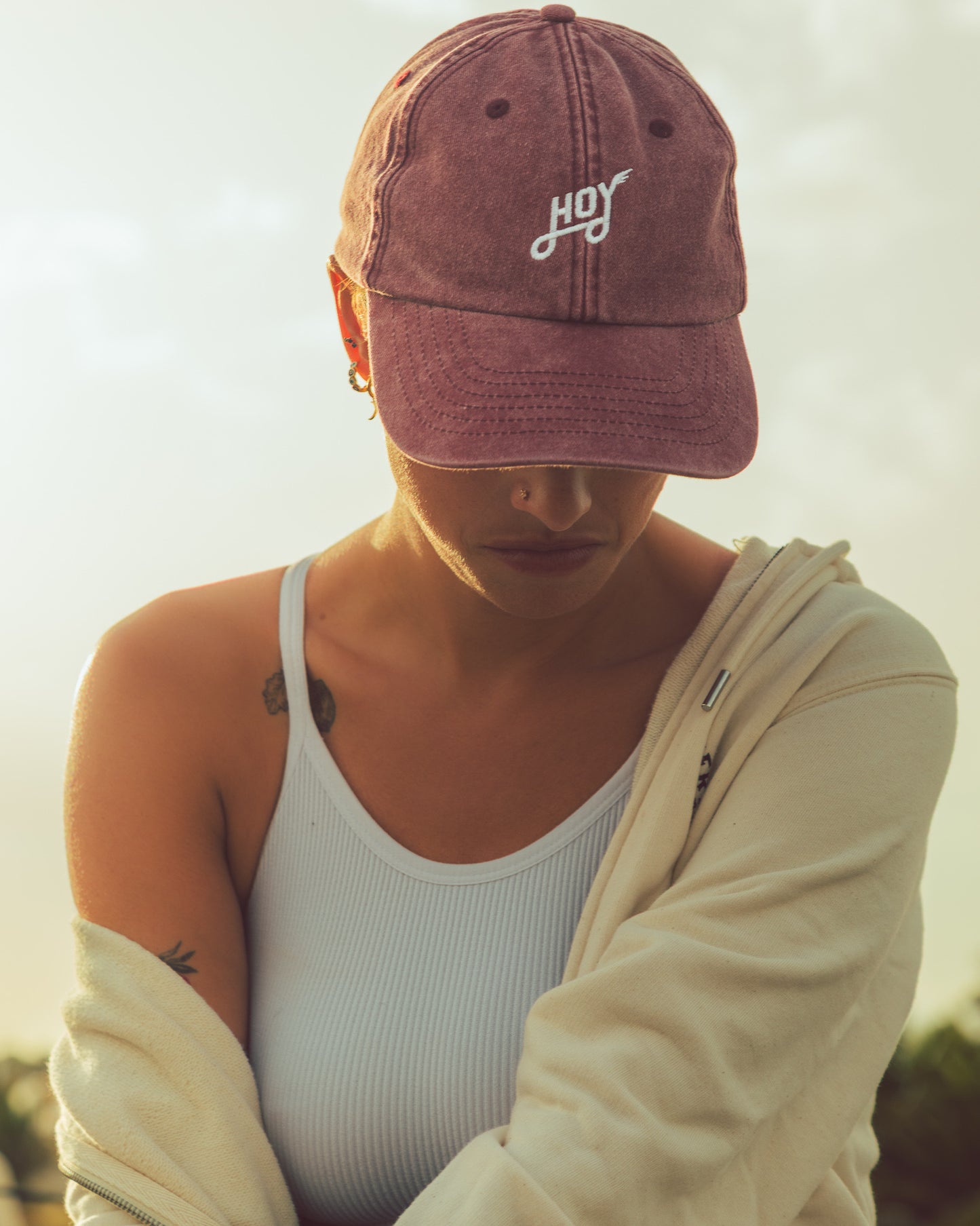 Hoy Explore Dad Hat - Vintage Red