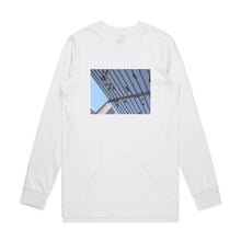 Load image into Gallery viewer, Hoy Sants Long Sleeve T-shirt - White
